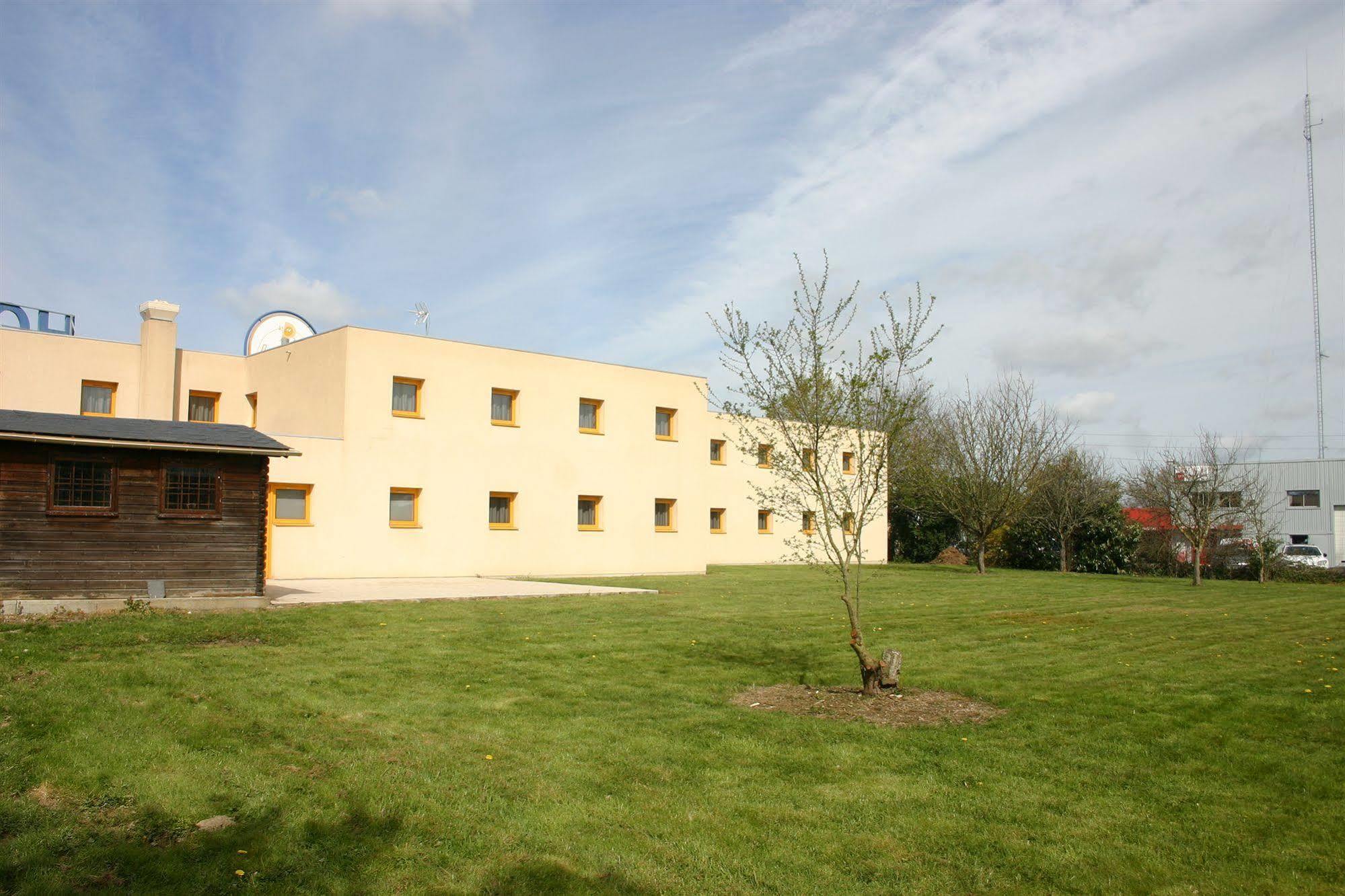 B&B HOTEL Angers Parc Expos Verrieres-en-Anjou Eksteriør billede